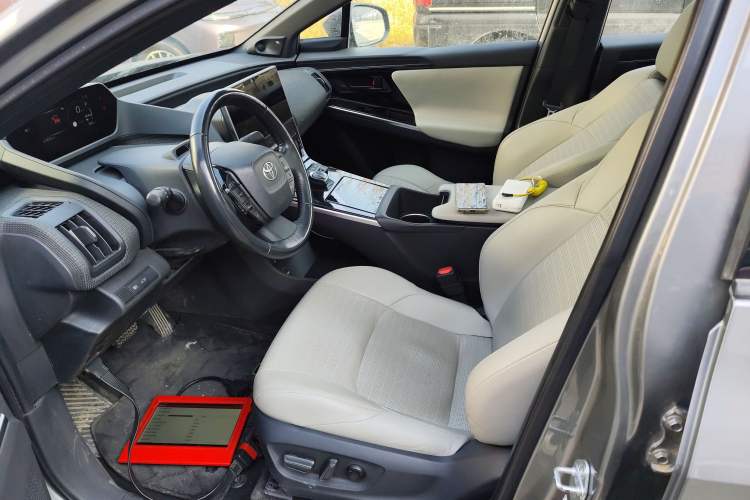Used Toyota GAC bZ4X 2022 X-MODE Four-Wheel Drive Ultra Left Front Seat