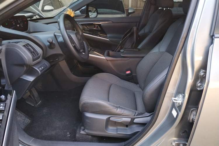 Used Toyota GAC bZ4X 2022 Long-Range Elite Left Front Seat