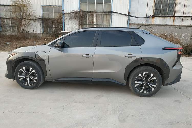 Used Toyota GAC bZ4X 2022 Long-Range Pro Left Side