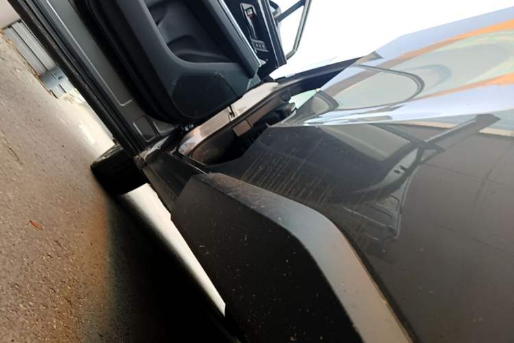 Used Toyota GAC bZ4X 2022 X-MODE Four-Wheel Drive Ultra Left Side Sill