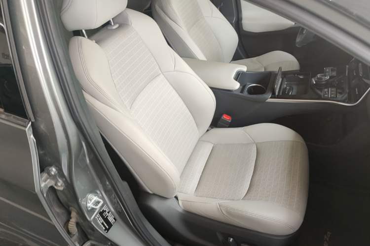 Used Toyota GAC bZ4X 2022 X-MODE Four-Wheel Drive Ultra Right Front Seat