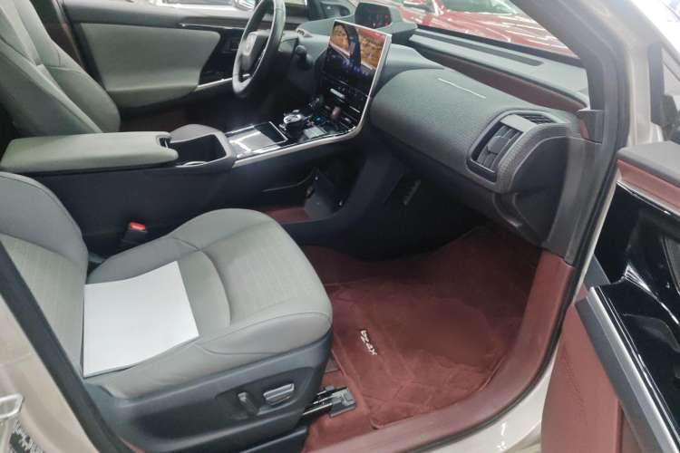 Used Toyota GAC bZ4X 2022 Long-Range Pro Right Front Seat
