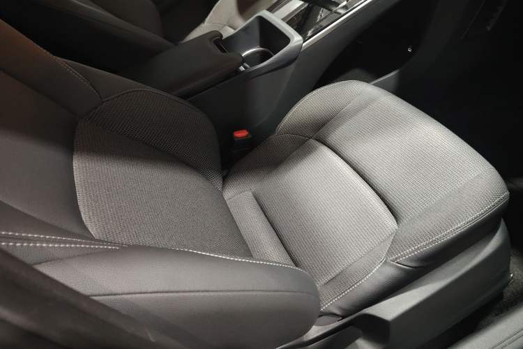 Used Toyota GAC bZ4X 2022 Long-Range Elite Right Front Seat