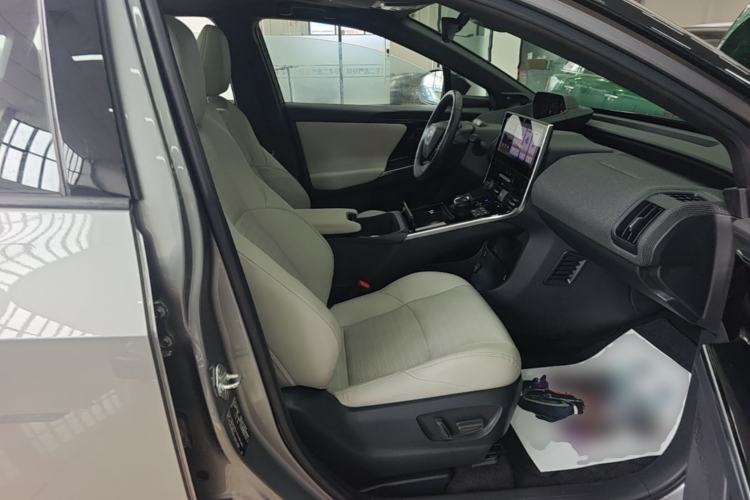 Used Toyota GAC bZ4X 2022 X-MODE Four-Wheel Drive Ultra Right Front Seat