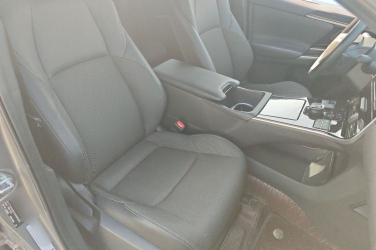 Used Toyota GAC bZ4X 2022 Long-Range Elite Right Front Seat