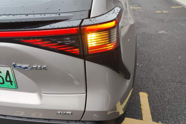 Used Toyota GAC bZ4X 2022 X-MODE Four-Wheel Drive Pro Right Rear Taillight