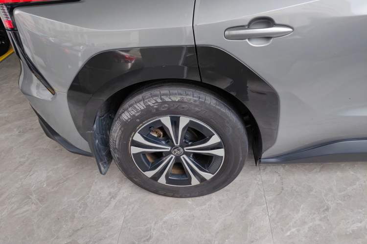 Used Toyota GAC bZ4X 2022 Long-Range Pro Right Rear Wheel Hub