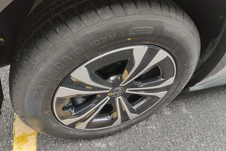 Used Toyota GAC bZ4X 2022 X-MODE Four-Wheel Drive Pro Right Rear Wheel Hub