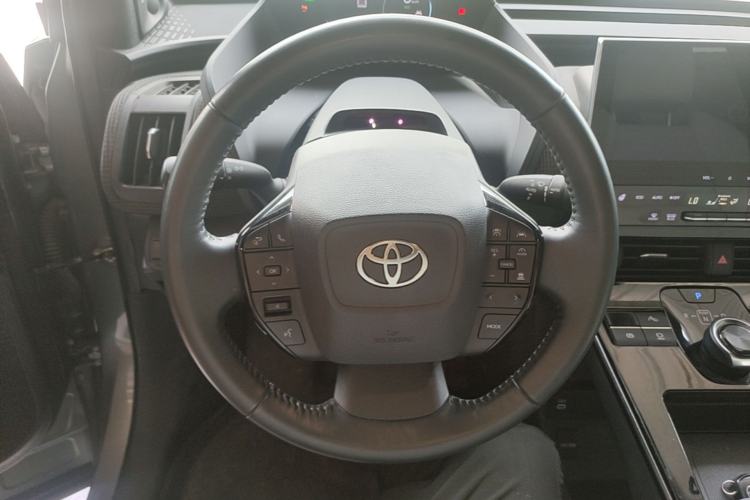 Used Toyota GAC bZ4X 2022 X-MODE Four-Wheel Drive Ultra Steering Wheel
