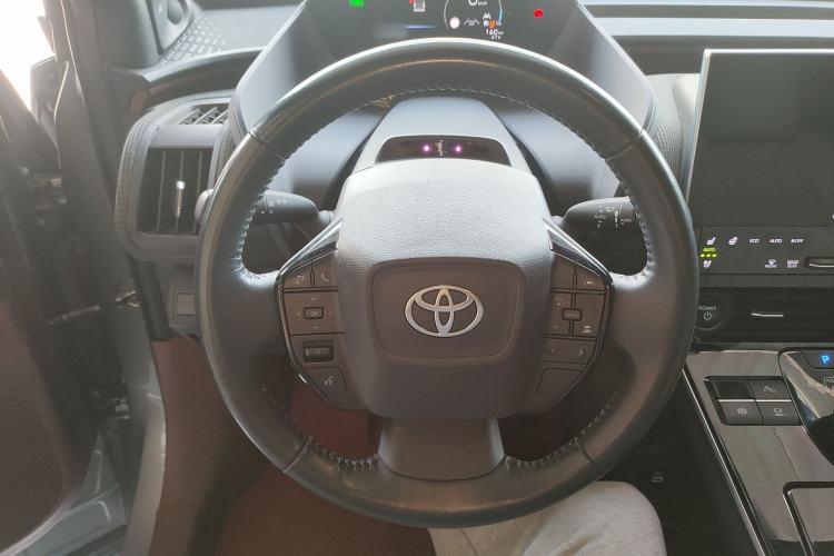 Used Toyota GAC bZ4X 2022 X-MODE Four-Wheel Drive Ultra Steering Wheel