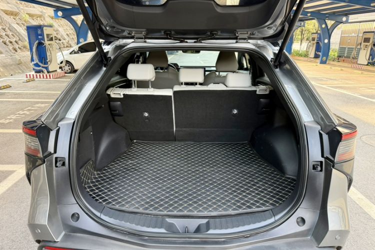 Used Toyota GAC bZ4X 2022 X-MODE Four-Wheel Drive Ultra Trunk