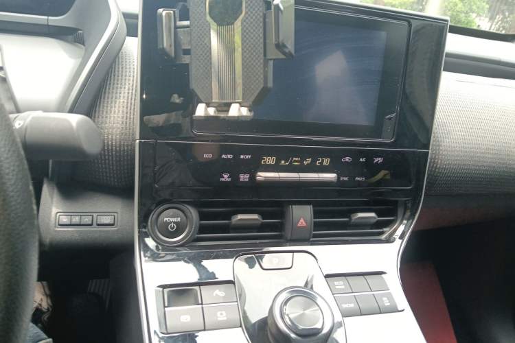Used Toyota GAC bZ4X 2022 Long-Range Elite Audio And AC Panel