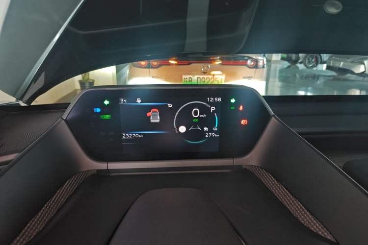 Used Toyota GAC bZ4X 2022 X-MODE Four-Wheel Drive Ultra Instrument Cluster