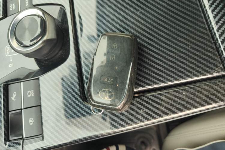 Used Toyota GAC bZ4X 2022 Long-Range Pro Interior 1