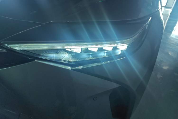 Used Toyota GAC bZ4X 2022 X-MODE Four-Wheel Drive Ultra Left Front Headlight