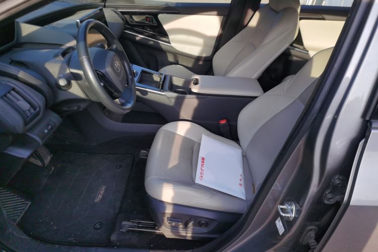 Used Toyota GAC bZ4X 2022 X-MODE Four-Wheel Drive Ultra Left Front Seat