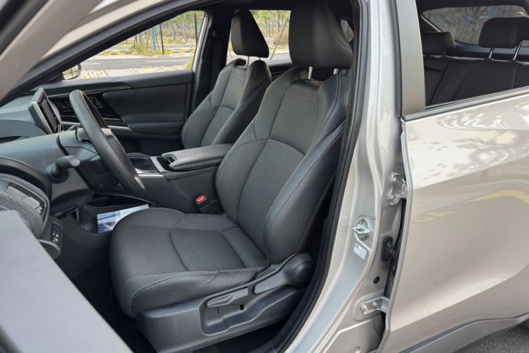 Used Toyota GAC bZ4X 2022 Long-Range Elite Left Front Seat