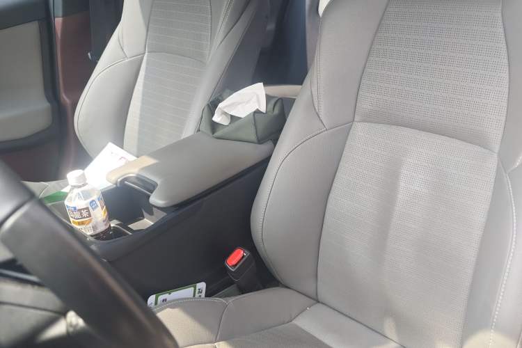 Used Toyota GAC bZ4X 2022 Long-Range Pro Left Front Seat