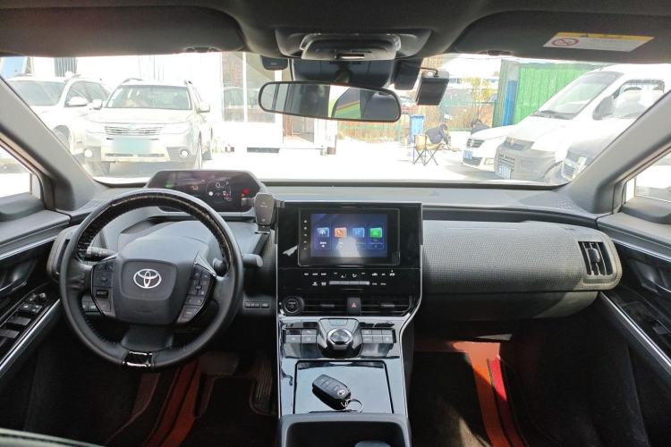 Used Toyota GAC bZ4X 2022 Long-Range Elite Center Console
