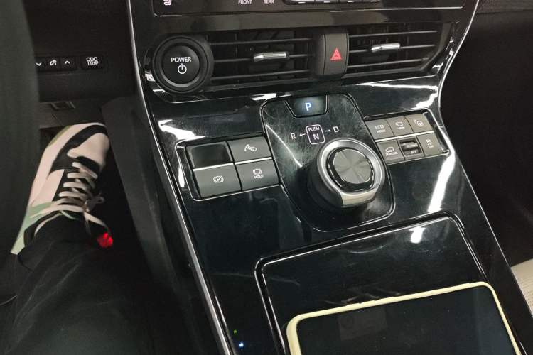 Used Toyota GAC bZ4X 2022 X-MODE Four-Wheel Drive Ultra Gear Lever