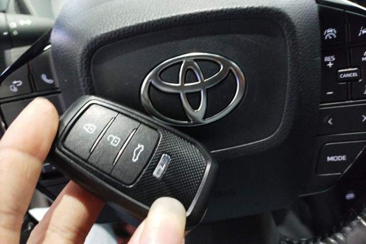 Used Toyota GAC bZ4X 2022 X-MODE Four-Wheel Drive Pro Interior 1