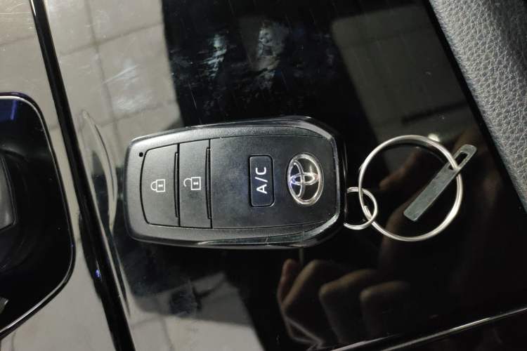 Used Toyota GAC bZ4X 2022 Long-Range Pro Interior 1