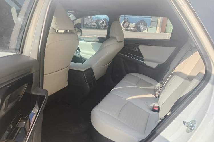 Used Toyota GAC bZ4X 2022 X-MODE Four-Wheel Drive Ultra Interior 4