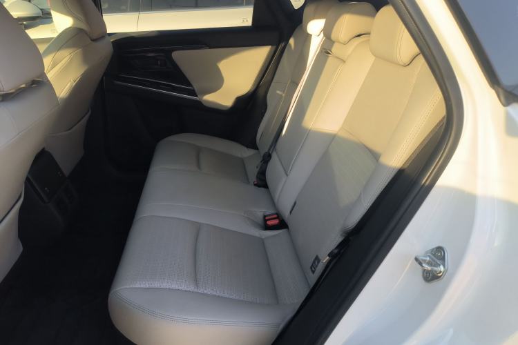 Used Toyota GAC bZ4X 2022 X-MODE Four-Wheel Drive Ultra Interior 4