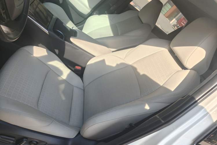 Used Toyota GAC bZ4X 2022 X-MODE Four-Wheel Drive Ultra Interior 6