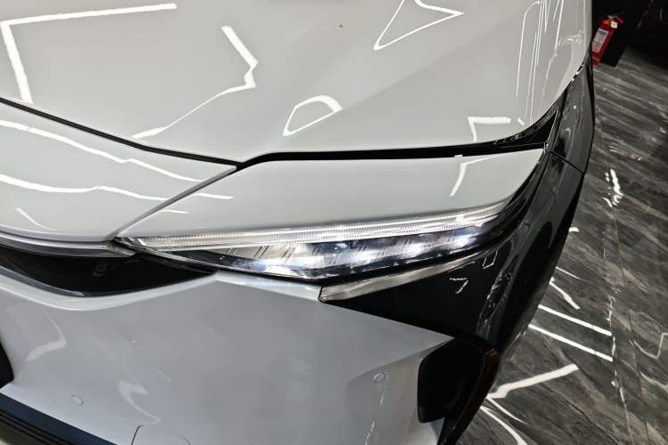 Used Toyota GAC bZ4X 2022 X-MODE Four-Wheel Drive Ultra Left Front Headlight
