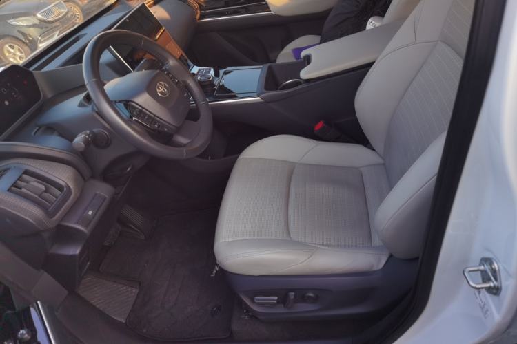 Used Toyota GAC bZ4X 2022 Long-Range Pro Left Front Seat