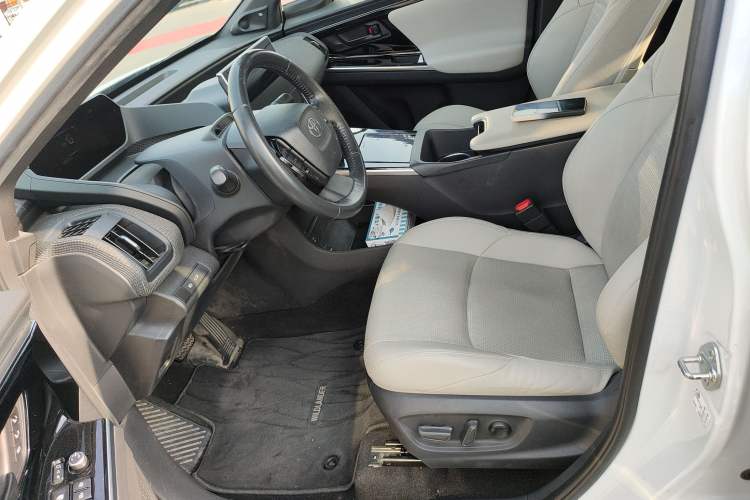 Used Toyota GAC bZ4X 2022 X-MODE Four-Wheel Drive Ultra Left Front Seat