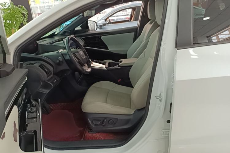 Used Toyota GAC bZ4X 2022 Long-Range Pro Left Front Seat