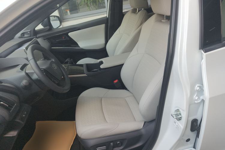 Used Toyota GAC bZ4X 2022 X-MODE Four-Wheel Drive Ultra Left Front Seat
