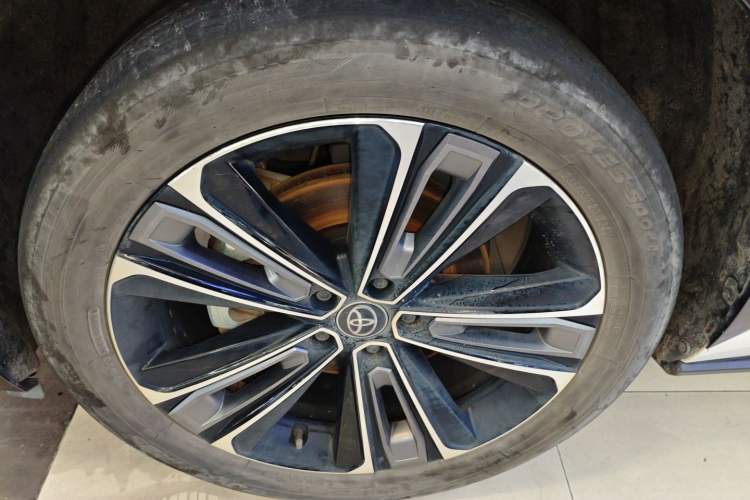Used Toyota GAC bZ4X 2022 X-MODE Four-Wheel Drive Ultra Left Front Wheel Hub