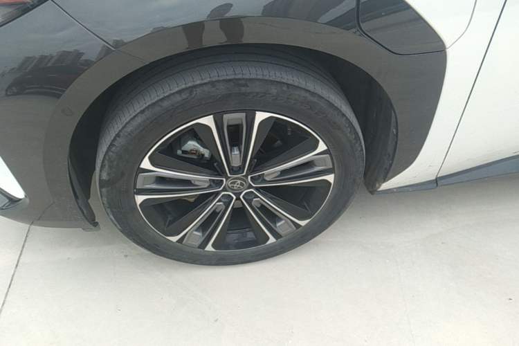 Used Toyota GAC bZ4X 2022 X-MODE Four-Wheel Drive Ultra Left Front Wheel Hub