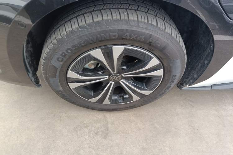 Used Toyota GAC bZ4X 2022 Long-Range Pro Left Front Wheel Hub