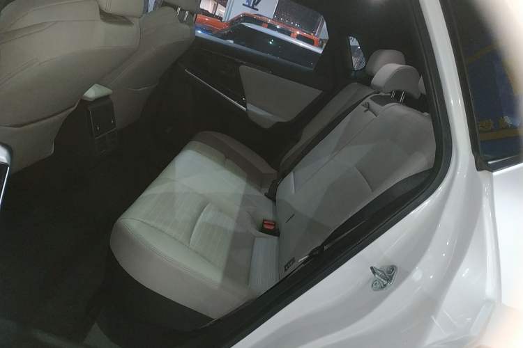 Used Toyota GAC bZ4X 2022 X-MODE Four-Wheel Drive Ultra Left Rear Seat