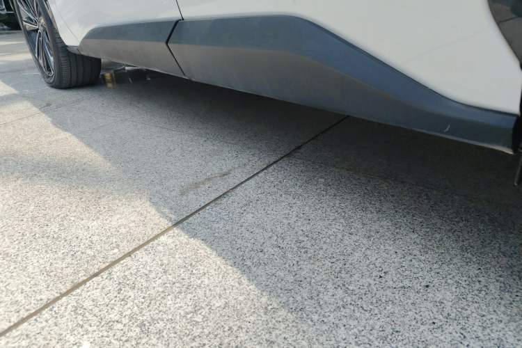 Used Toyota GAC bZ4X 2022 X-MODE Four-Wheel Drive Ultra Left Side Sill