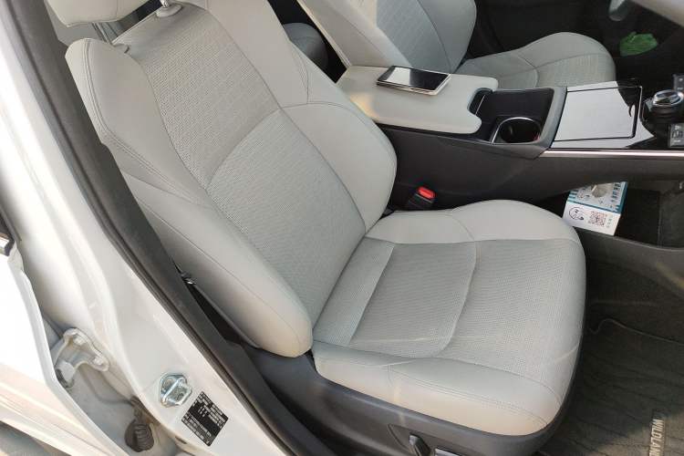 Used Toyota GAC bZ4X 2022 X-MODE Four-Wheel Drive Ultra Right Front Seat