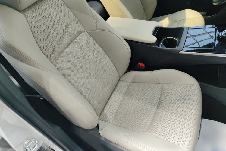 Used Toyota GAC bZ4X 2022 X-MODE Four-Wheel Drive Ultra Right Front Seat