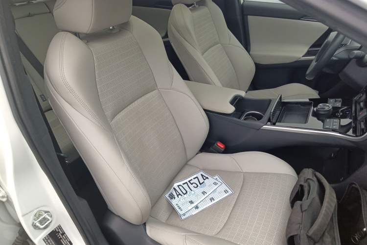 Used Toyota GAC bZ4X 2022 Long-Range Pro Right Front Seat