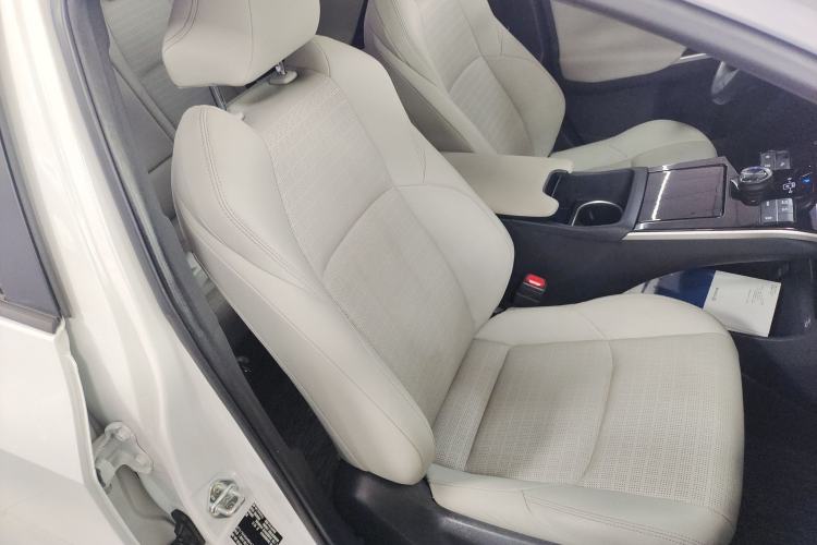 Used Toyota GAC bZ4X 2022 Long-Range Pro Right Front Seat