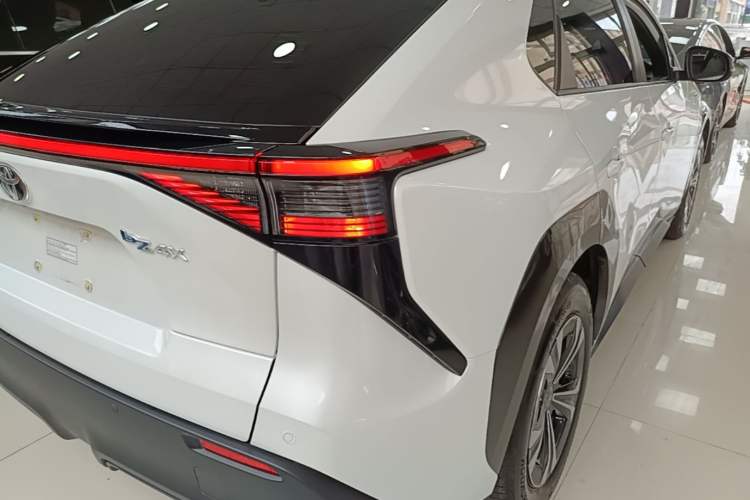 Used Toyota GAC bZ4X 2022 Long-Range Pro Right Rear Taillight