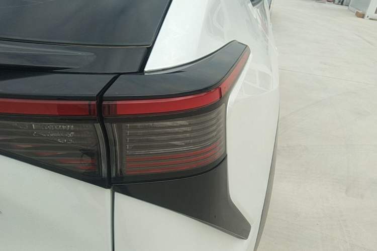 Used Toyota GAC bZ4X 2022 X-MODE Four-Wheel Drive Ultra Right Rear Taillight