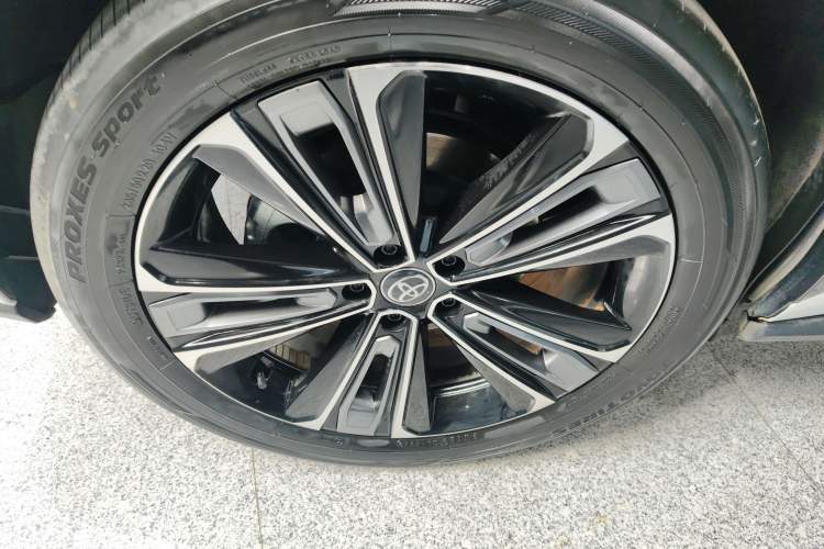 Used Toyota GAC bZ4X 2022 X-MODE Four-Wheel Drive Ultra Right Rear Wheel Hub