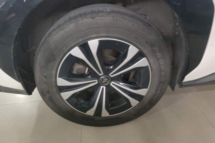 Used Toyota GAC bZ4X 2022 Long-Range Pro Right Rear Wheel Hub
