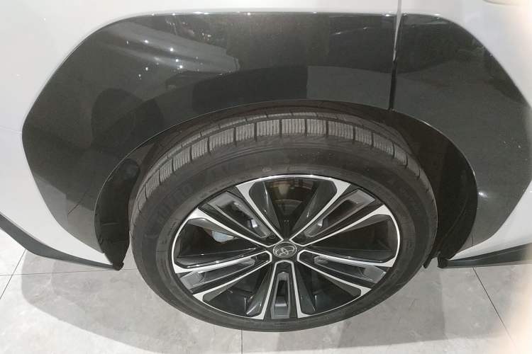 Used Toyota GAC bZ4X 2022 X-MODE Four-Wheel Drive Ultra Right Rear Wheel Hub