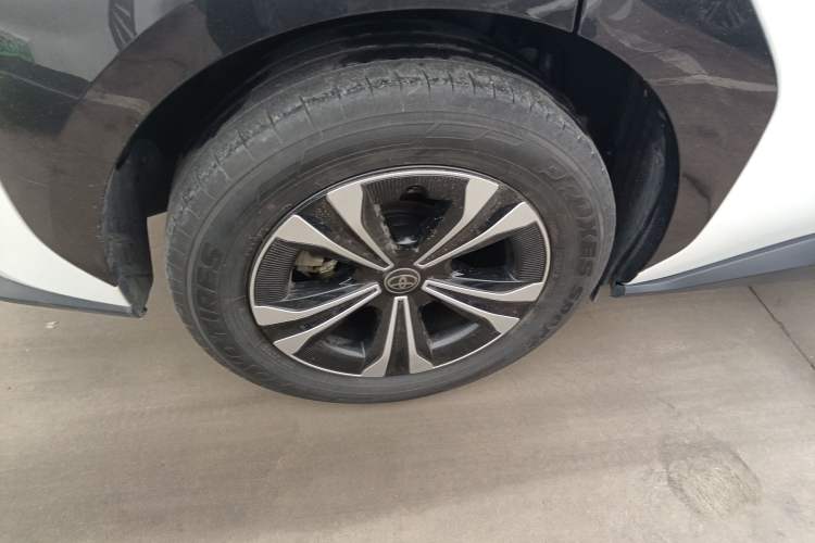Used Toyota GAC bZ4X 2022 Long-Range Pro Right Rear Wheel Hub