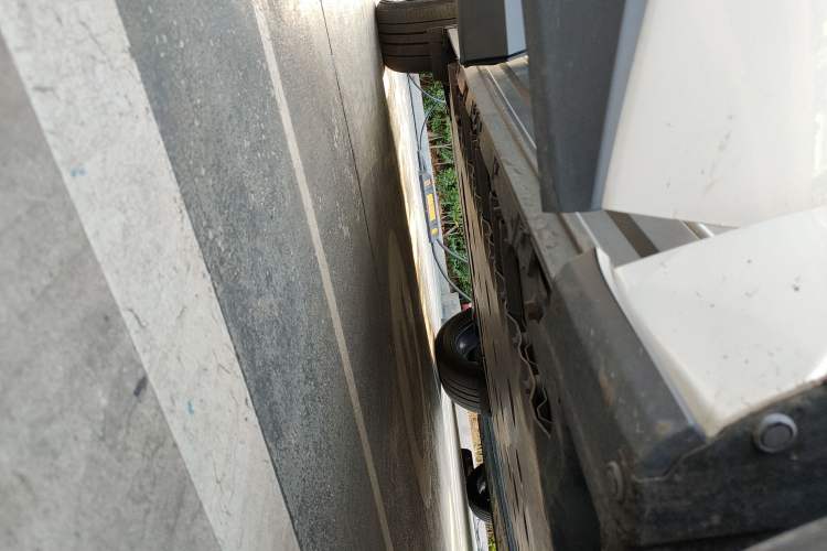 Used Toyota GAC bZ4X 2022 X-MODE Four-Wheel Drive Ultra Right Side Sill